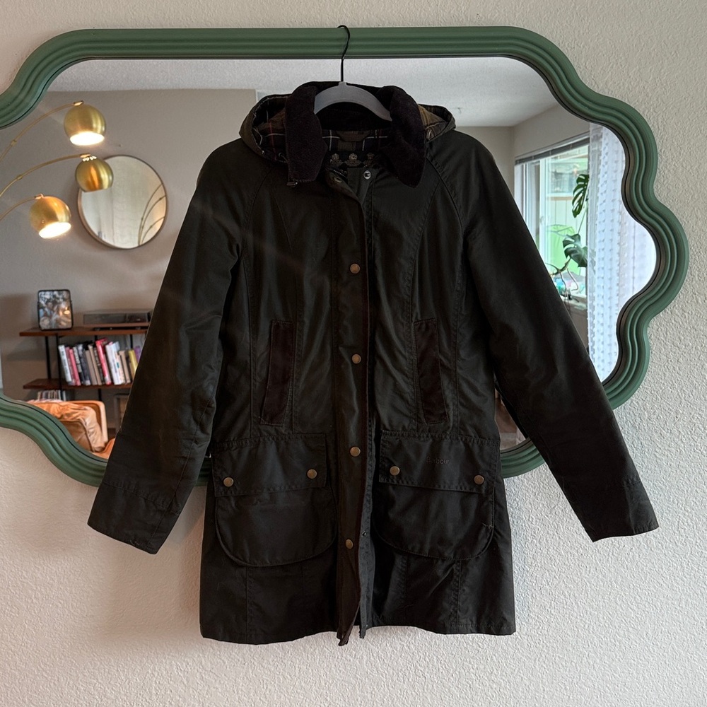 Women's barbour Beadnell wax Jacket size U.S. 4